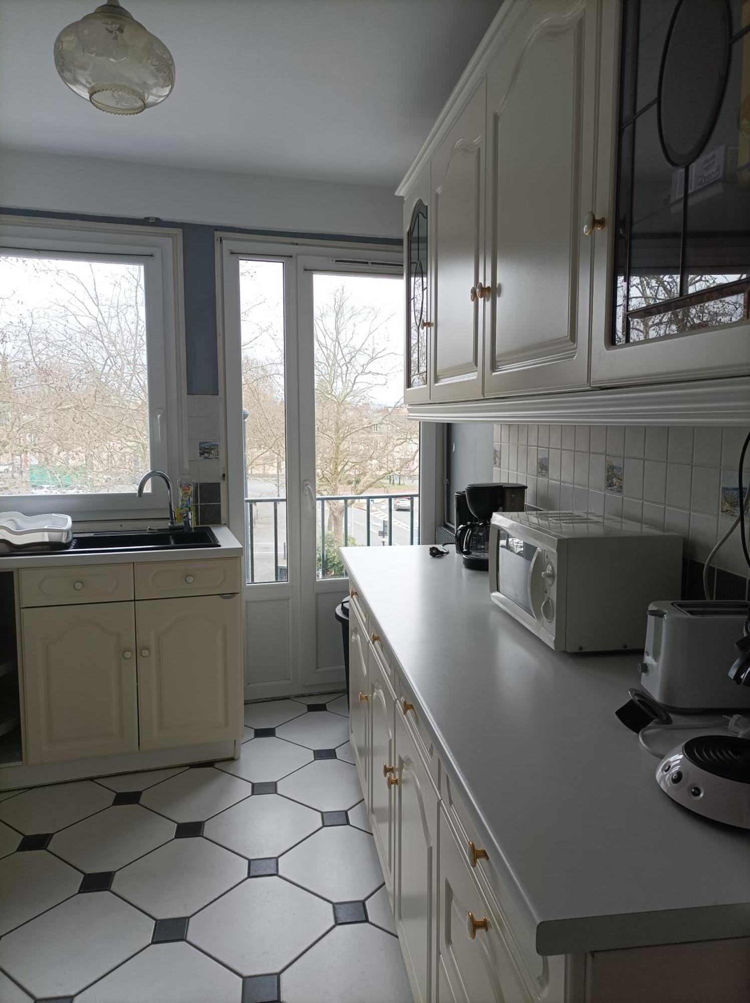 Joli Appartement Type 5 En Centre Ville Châteauroux Exteriér fotografie
